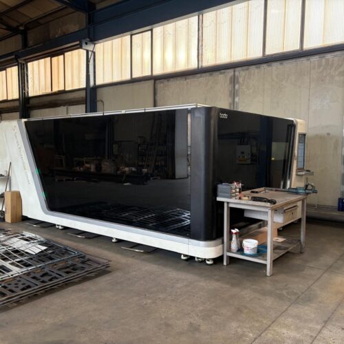 FIBER LASER CUTTING MACHINE BODOR 20-40